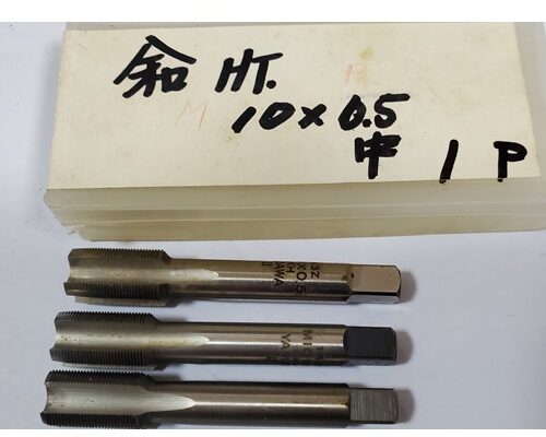 Mũi taro tay rãnh thẳng M10x0.5_yamawa (Hàng lướt)